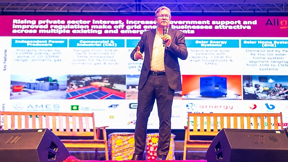 Dr. Wiebe Boer during his demo on “Nigeria’s off-grid energy revolution Challenges & opportunities