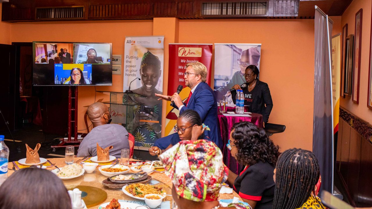 Attendees at the WIMBIZ All On CEO Roundtable 9