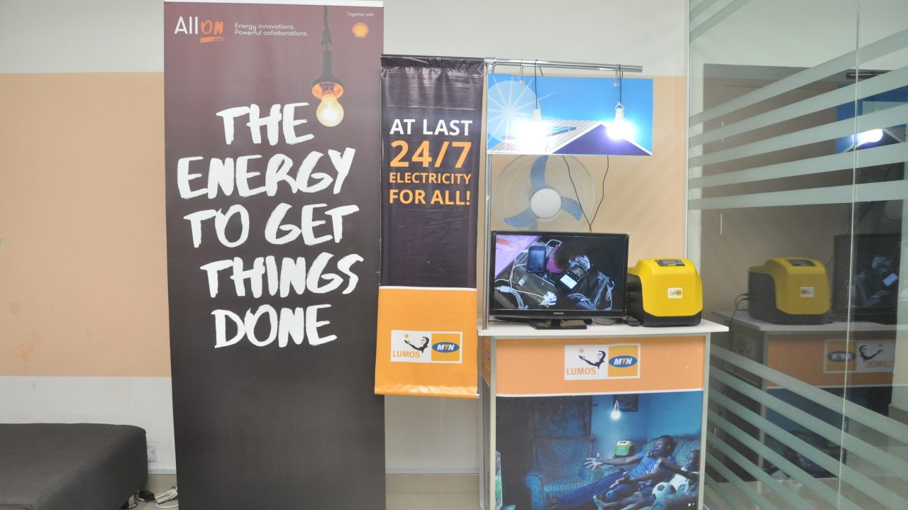 Lumos box Preparing for the signing