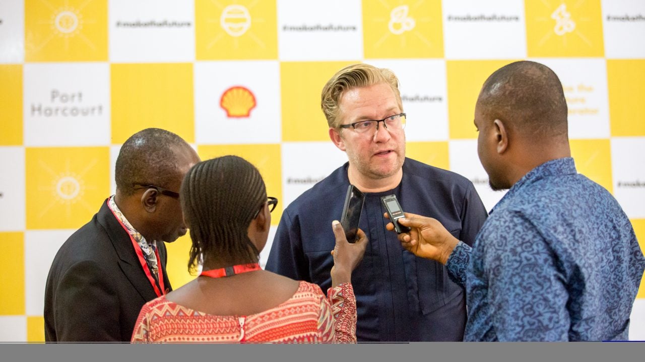 Wiebe with press men