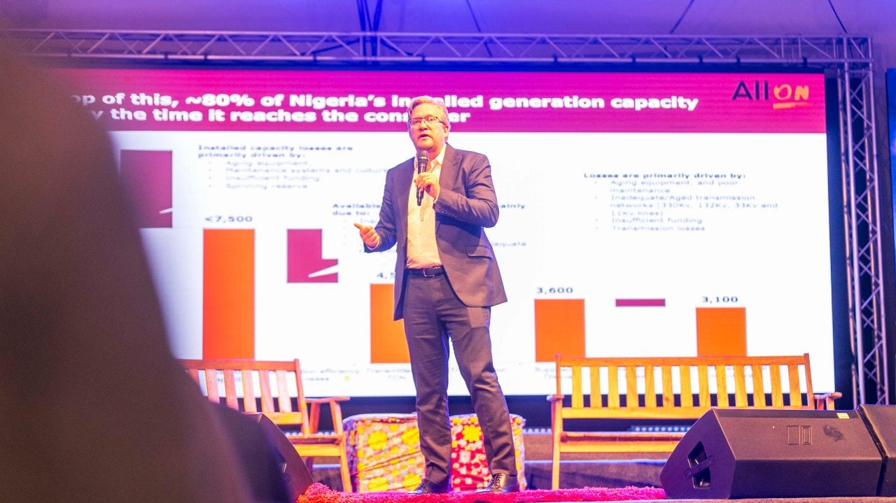 Dr. Wiebe Boer during his demo on “Nigeria’s off-grid energy revolution Challenges & opportunities