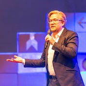 Dr. Wiebe Boer during his demo on “Nigeria’s off-grid energy revolution Challenges & opportunities at #TechpointInspired