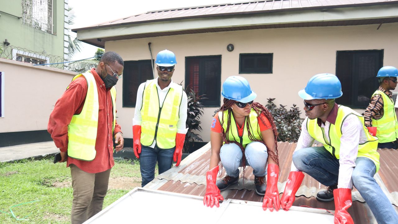 Trainees during their practical session 3