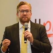 Wiebe Boer giving the welcome address at the Solar Future Coneference Day 1